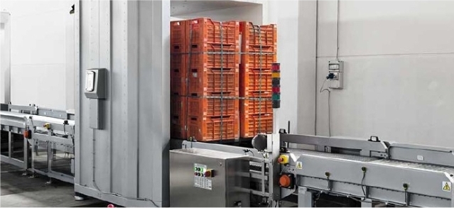 Metal detection - crates passing through detection unit